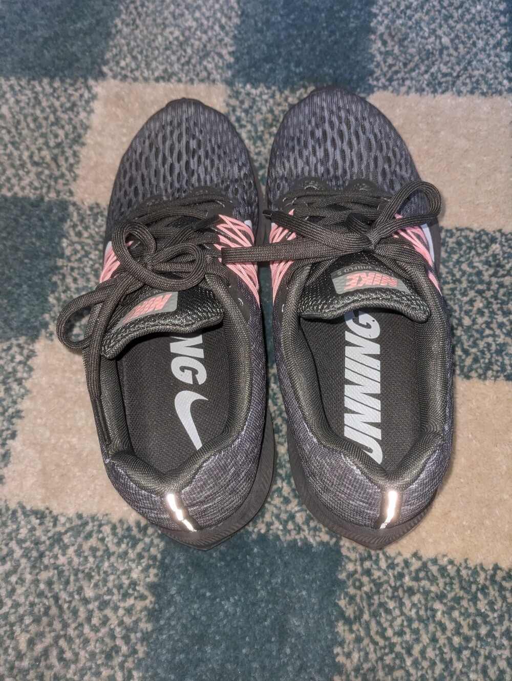 Nike Zoom Winflo 5 Grey And Pink Sneakers Size 6.5 - Picture 4 of 7